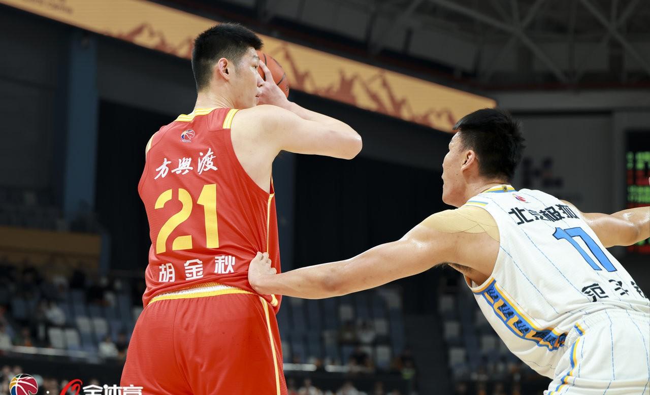 九游竞技-浙江男篮逆转获胜，士气高涨的简单介绍