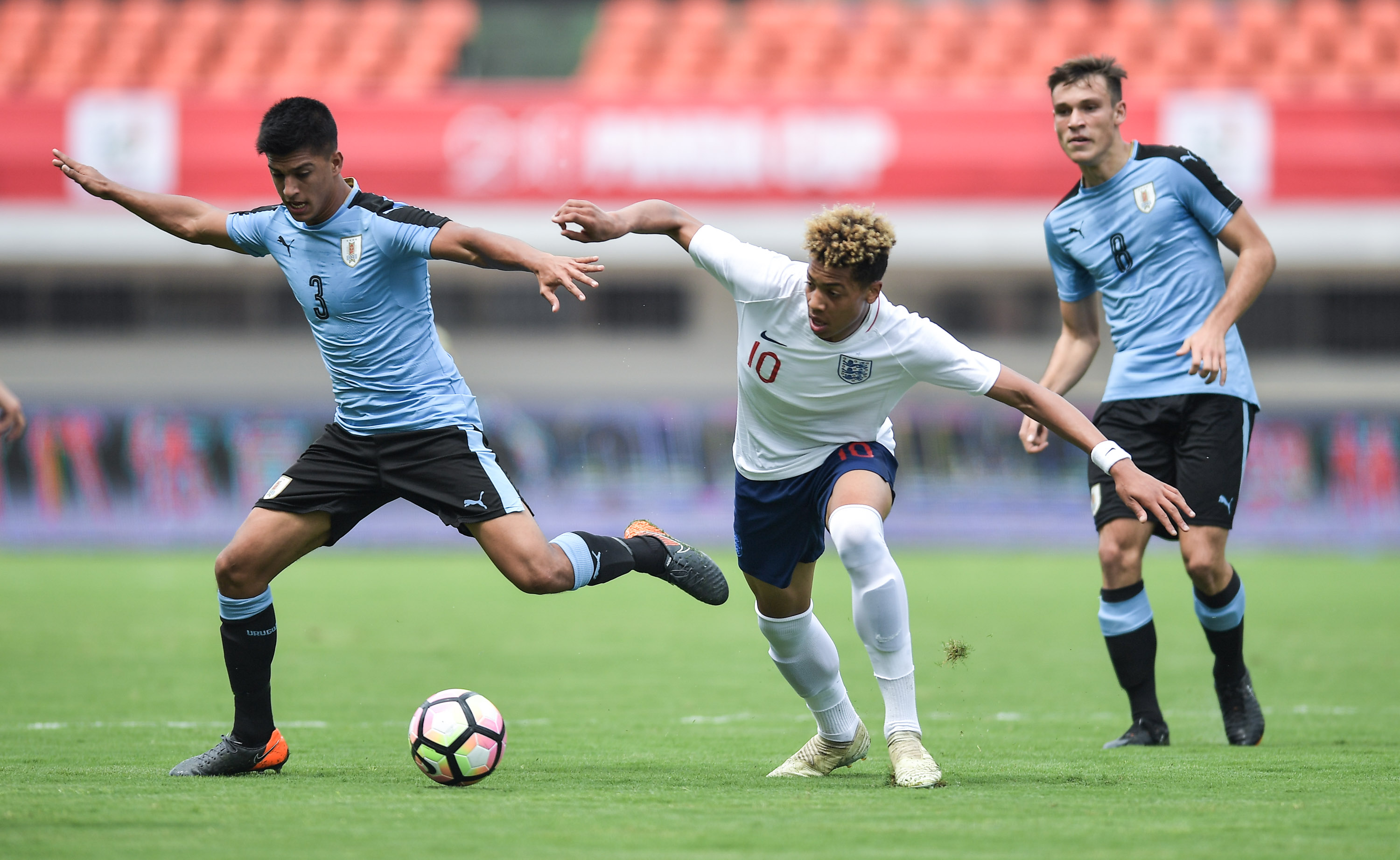 九游网页版-青年球队获得国际比赛的出色表现