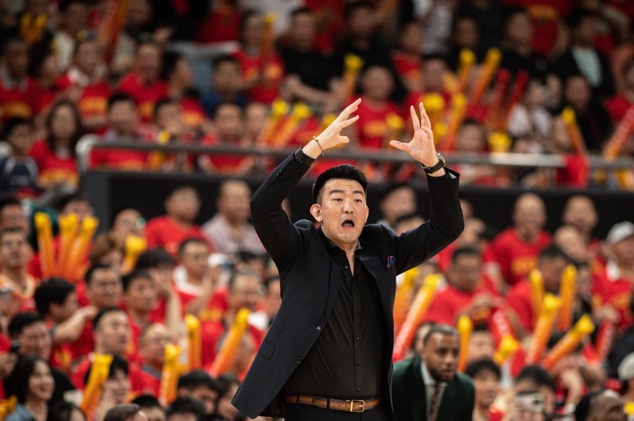 包含外援发威,球队士气高涨,冲击领先的词条 包含外援发威,球队士气高涨,冲击领先的词条