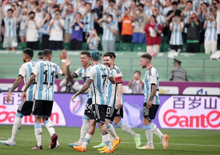 九游平台-关于非洲球队斩获历史性胜利，晋级国际足联全明星赛的信息